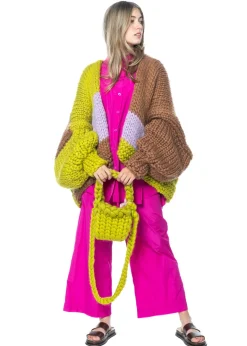 HOPE MACAULAY, gestrickte Crossbody Tasche in Gooseberry