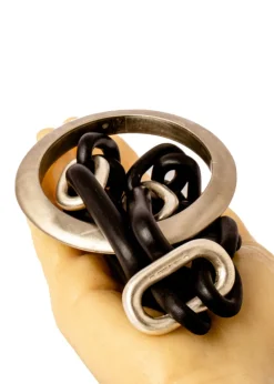 Parts of Four, organische Kette mit Portal
