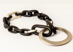 Parts of Four, organische Kette mit Portal