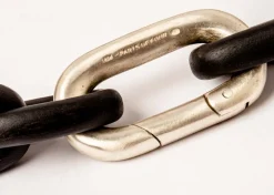 Parts of Four, organische Kette mit Portal
