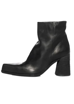 PURO, moderne Variante der 70er-Jahre-Stiefelette BELLA FIGURA